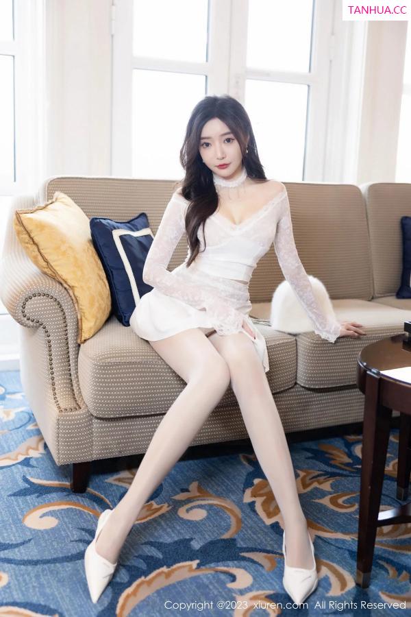 王馨瑶  [XiuRen]高清写真图 2023.12.25 No.7863 王馨瑶yanni 女神美腿第23张图片